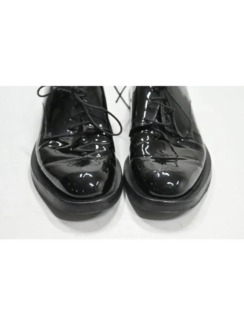 Gucci Patent Leather Lace-Up Shoes in Black